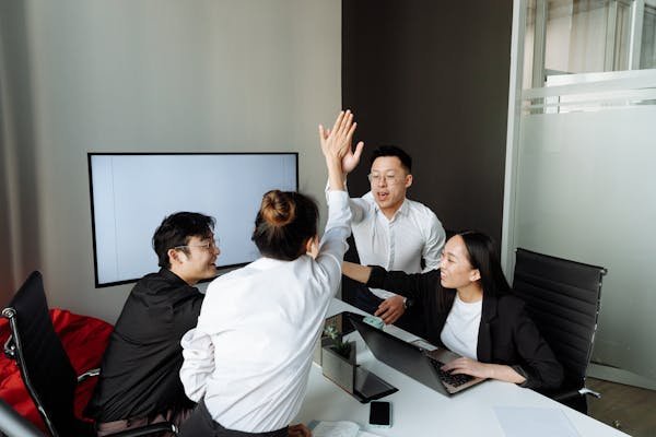 Exemple de cohésion d'équipe : bâtir des liens solides au travail